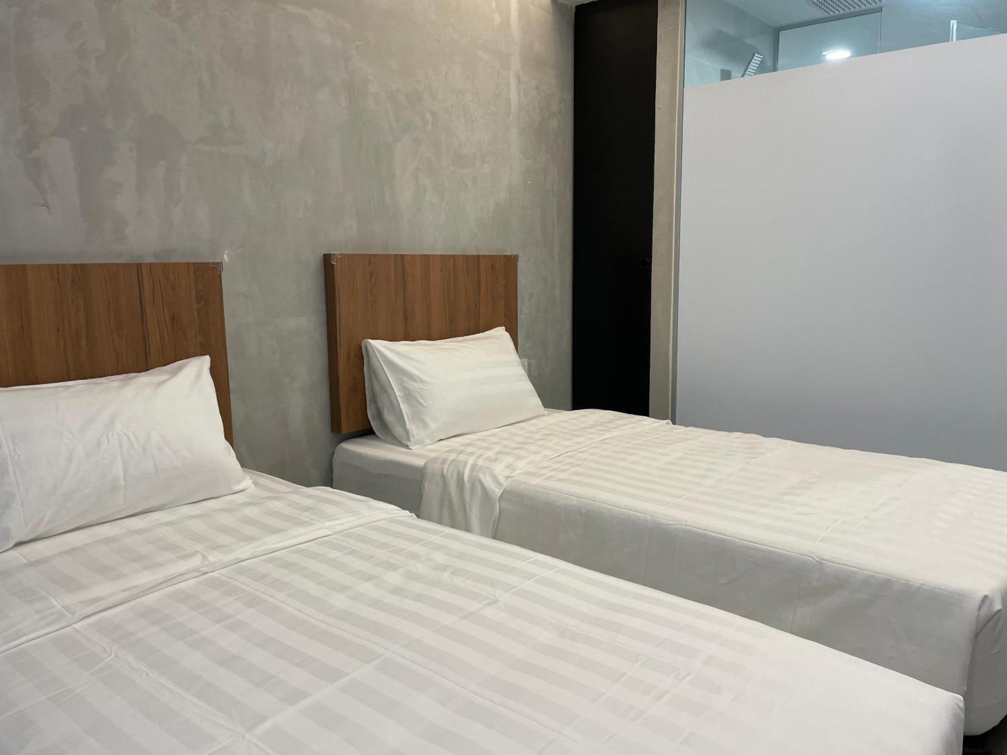Hpy Hotel Ipoh Kültér fotó