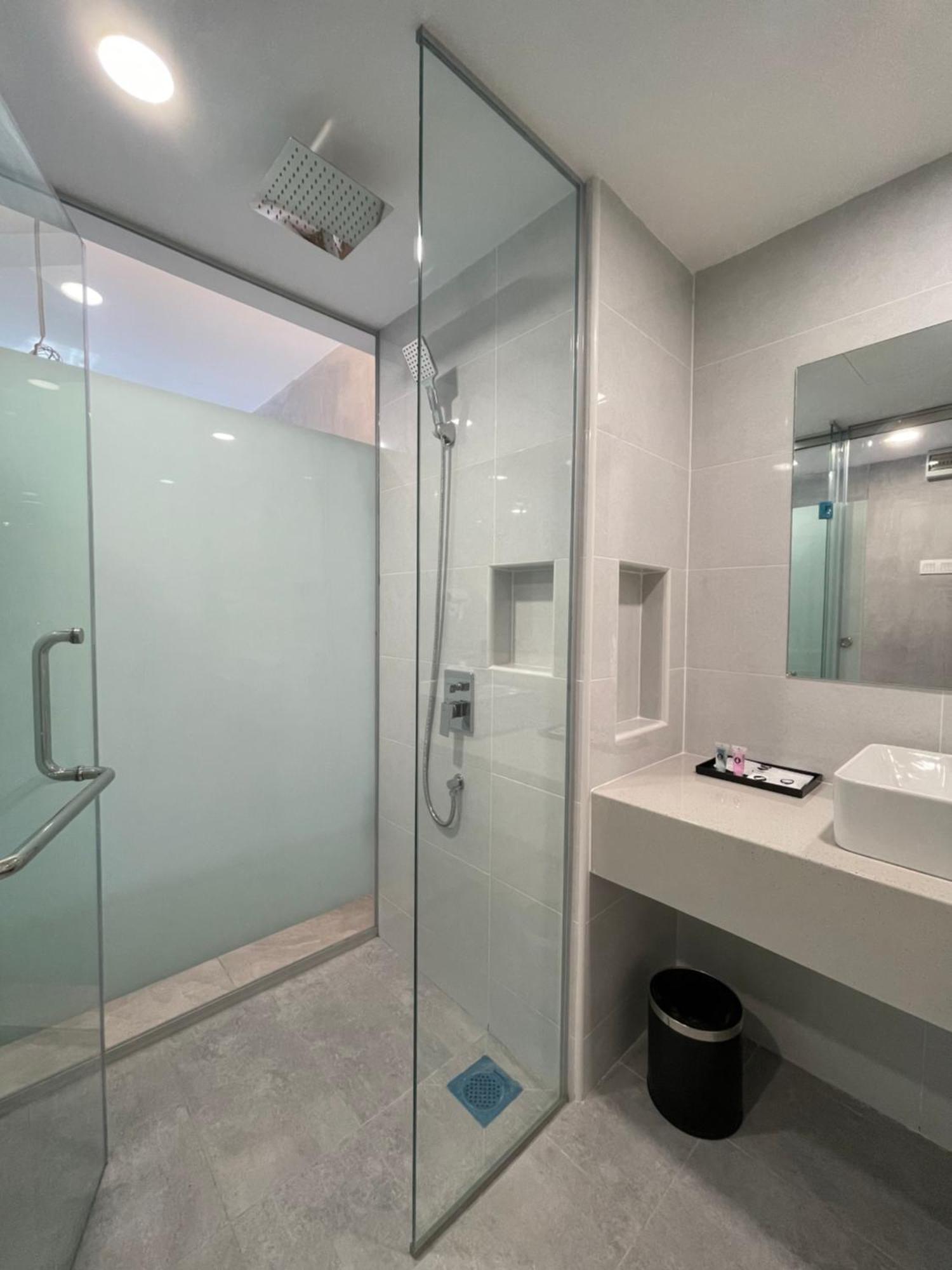 Hpy Hotel Ipoh Kültér fotó